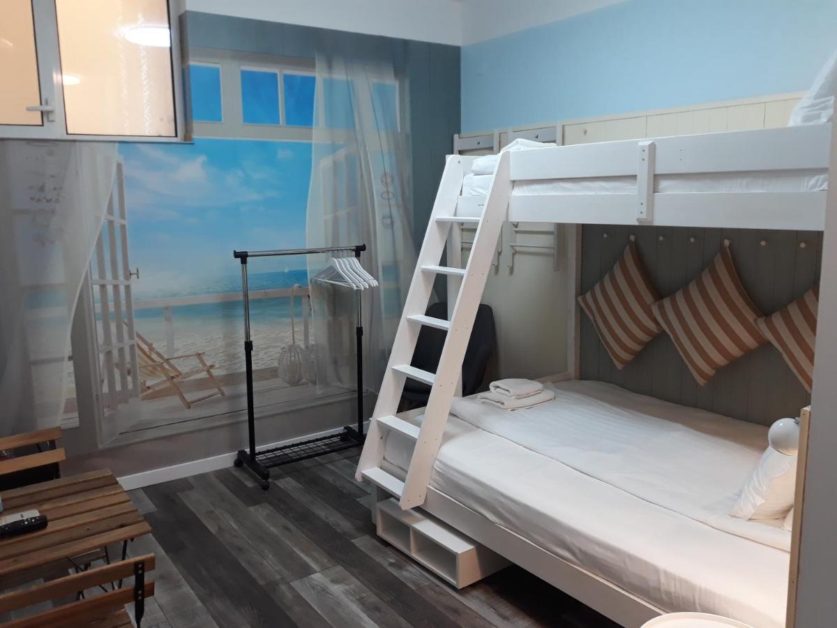 Three Dolphins Hotel With Rooftop Terracе Варна Номер фото